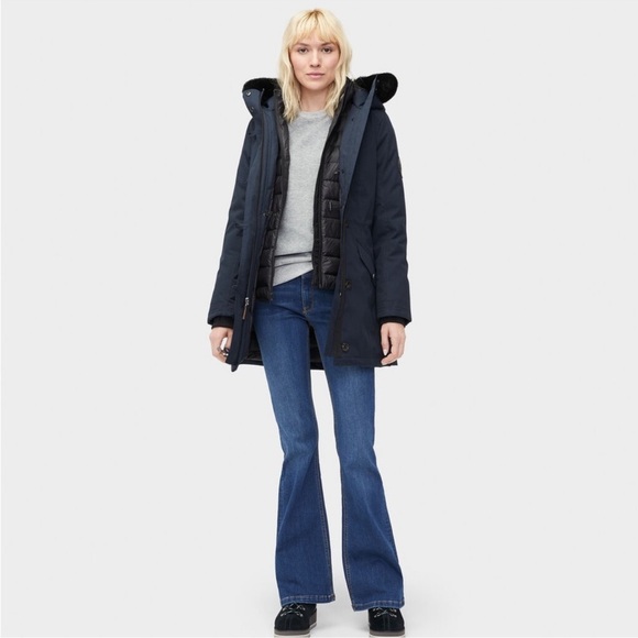 UGG New- never worn 3-1 Women's Dark Blue Puffer Jacket - Picture 3 of 4